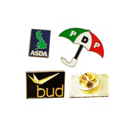 Fém kitűző - vert