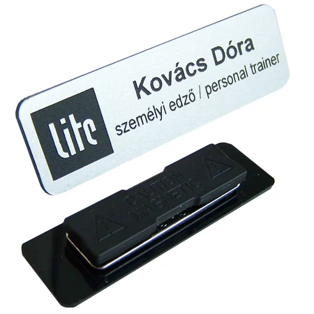 ID6012 Egyedi gravírozott névtábla