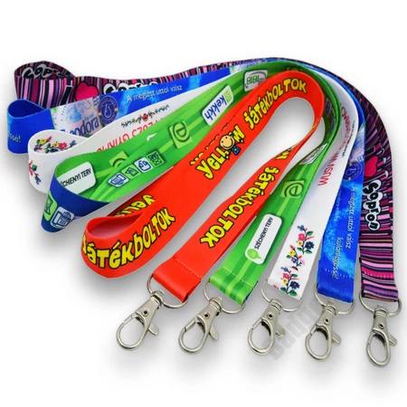 SZATÉN NYAKPÁNT EGYEDI NYOMTATÁSSAL